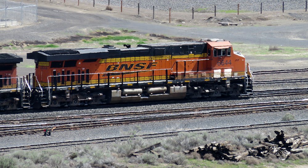 BNSF 6644